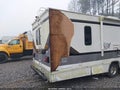 Photo 11 of 19 — 2002 Ford E-450