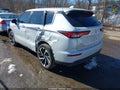 Photo 3 of 17 — 2022 Mitsubishi Outlander