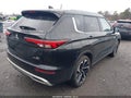 Photo 4 of 17 — 2025 Mitsubishi Outlander