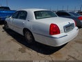 2007 Lincoln Town Car — photo 3 of 12 | VIN 1LNHM82W17Y606387