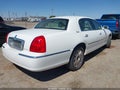 Photo 4 of 12 — 2007 Lincoln Town Car