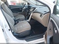 Photo 5 of 16 — 2013 Hyundai Elantra