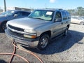 2001 Chevrolet Tahoe — photo 2 of 12 | VIN 1GNEC13T21R190185