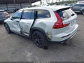 Photo 3 of 16 — 2021 Volvo V60 Cross Country