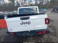Photo 16 of 17 — 2026 Jeep Gladiator