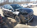 2022 Jeep Compass — photo 1 of 19 | VIN 3C4NJDCB5NT169447