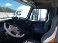 2008 Volvo VN — photo 14 of 16 | VIN 4V4N19TG28N497233