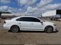 Photo 12 of 15 — 2017 Volkswagen Passat