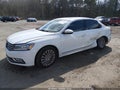 Photo 2 of 15 — 2017 Volkswagen Passat