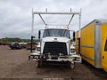 2015 Freightliner 114sd — photo 2 of 8 | VIN 1FVHG3DVXFHGE3359