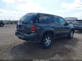 Photo 4 of 11 — 2004 Chevrolet Trailblazer