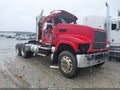 Photo 1 of 24 — 2008 Mack 600 Rd600