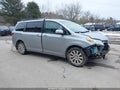 Photo 1 of 17 — 2017 Toyota Sienna