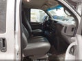 Photo 5 of 16 — 2004 Chevrolet Express 2500