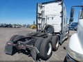 Photo 4 of 16 — 2019 Freightliner New Cascadia 126