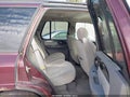 2006 GMC Envoy — photo 8 of 13 | VIN 1GKDT13S262167571