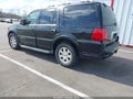 Photo 3 of 11 — 2006 Lincoln Navigator