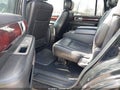 Photo 8 of 11 — 2006 Lincoln Navigator