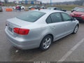 2012 Volkswagen Jetta — photo 4 of 10 | VIN 3VWLL7AJ1CM409952