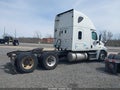 Photo 16 of 18 — 2014 Freightliner Cascadia 125