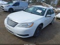 Photo 2 of 16 — 2014 Chrysler 200