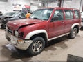 Photo 2 of 16 — 1998 Isuzu Trooper