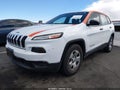 2015 Jeep Cherokee — photo 6 of 12 | VIN 1C4PJLAB9FW760544