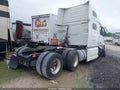 Photo 4 of 23 — 2023 Volvo VNL