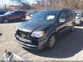 2012 Chrysler Town & Country — photo 2 of 19 | VIN 2C4RC1CG0CR118556