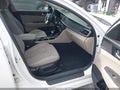 2017 Kia Optima — photo 5 of 11 | VIN 5XXGT4L38HG128290