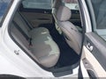 2017 Kia Optima — photo 8 of 11 | VIN 5XXGT4L38HG128290