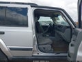 Photo 5 of 18 — 2006 Jeep Commander