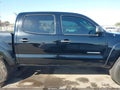 2015 Toyota Tacoma — photo 14 of 19 | VIN 5TFJU4GN5FX081434