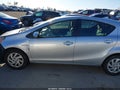 2015 Toyota Prius C — photo 15 of 17 | VIN JTDKDTB39F1110781