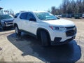 Photo 1 of 17 — 2018 Chevrolet Traverse