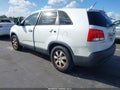 2013 Kia Sorento — photo 3 of 11 | VIN 5XYKT3A19DG378164