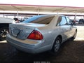 Photo 4 of 11 — 2001 Toyota Avalon