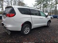 Photo 4 of 16 — 2021 Chrysler Voyager