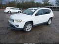 2011 Jeep Compass — photo 2 of 16 | VIN 1J4NF5FBXBD209522