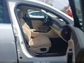 Photo 5 of 18 — 2016 Jaguar XF