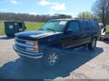 1999 Chevrolet Suburban 1500 — photo 2 of 12 | VIN 1GBFK16R9XJ422194