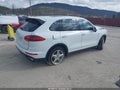 Photo 4 of 17 — 2015 Porsche Cayenne