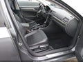 Photo 5 of 16 — 2018 Volkswagen Passat