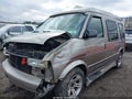 Photo 2 of 16 — 2003 Chevrolet Astro
