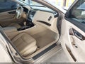 Photo 5 of 17 — 2014 Nissan Altima