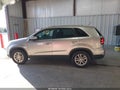 Photo 6 of 12 — 2015 Kia Sorento