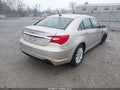 Photo 4 of 12 — 2013 Chrysler 200