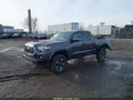 2018 Toyota Tacoma — photo 2 of 18 | VIN 5TFSZ5AN4JX149896
