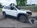 Photo 1 of 15 — 2020 Jeep Cherokee