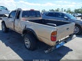 Photo 3 of 16 — 2000 Toyota Tacoma